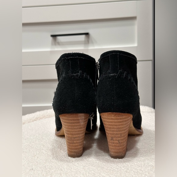 Marc Fisher Cadis Ankle Genuine Suede Bootie Black - Picture 3 of 6